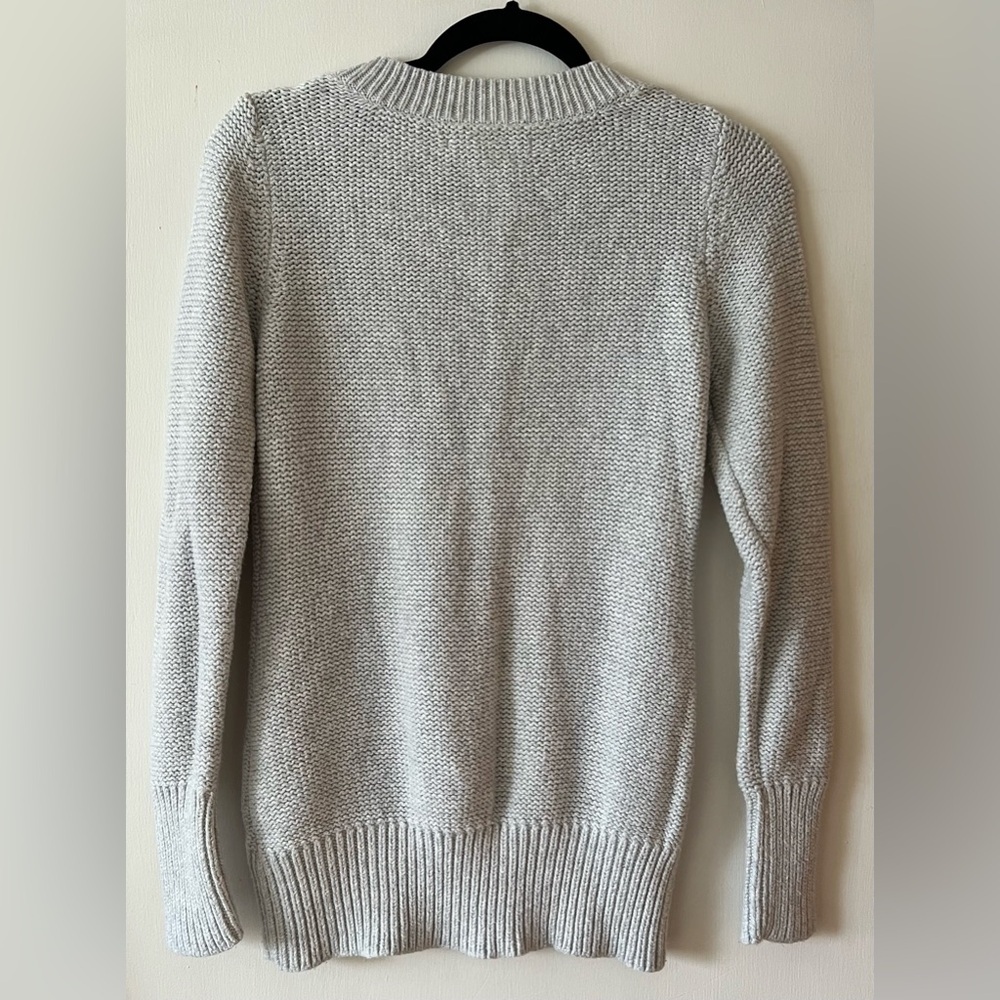 Old Navy Women's Medium Light Gray V-Neck Sweater Cable Knit Rabbit Hair Blend - Picture 8 of 8